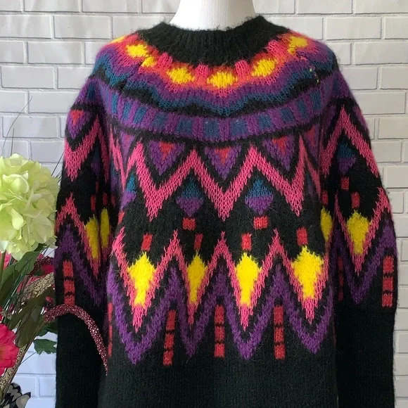 EUC Zara Multicolor Geometric Sweater - Picture 11 of 13
